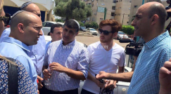  بالصور: وزير التربية والتعليم "نفتالي بينيت" في زيارة لمدينة اللد 